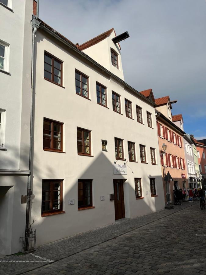 Fischer Boardinghouse Kf Отель *