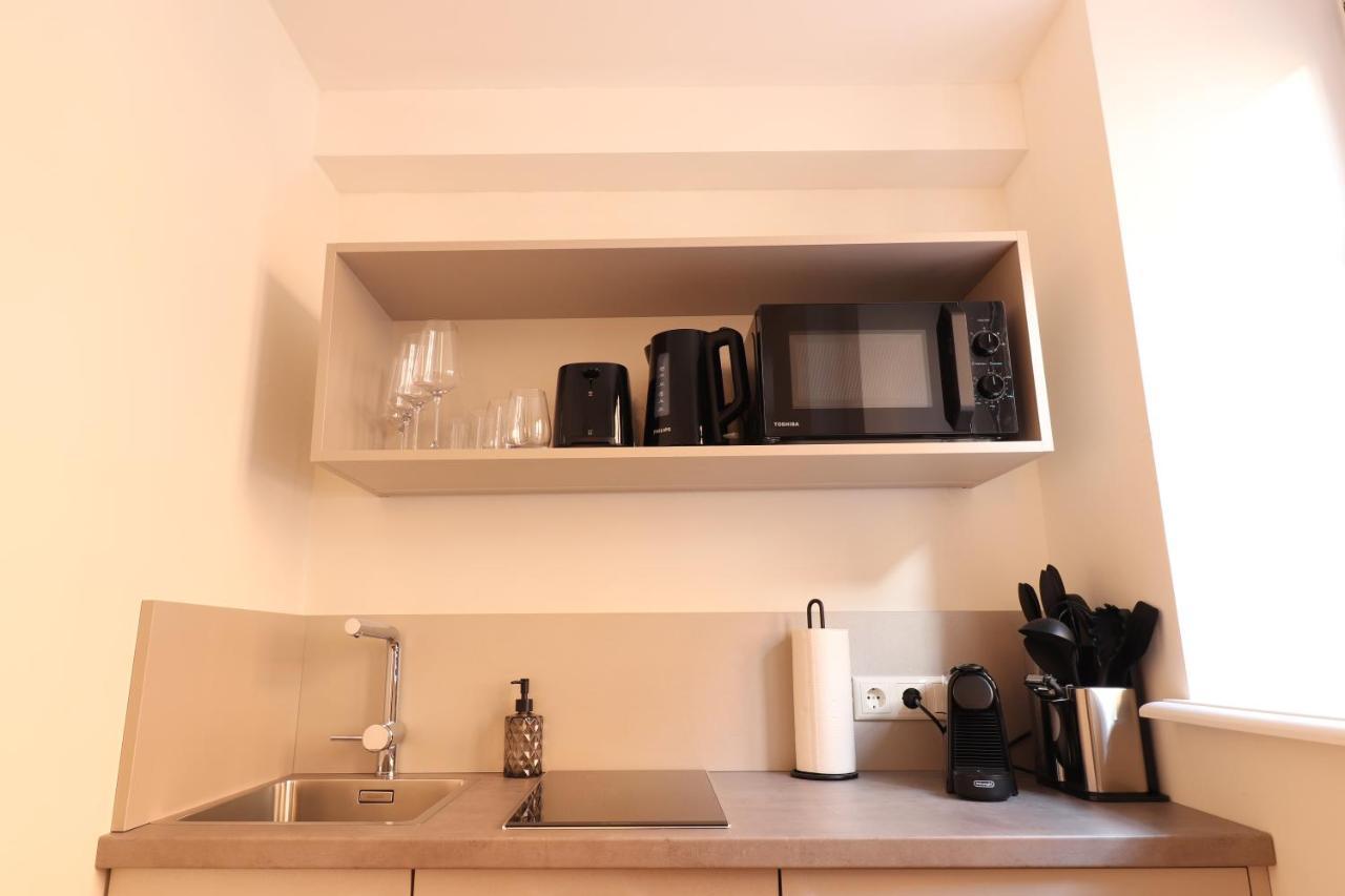 Fischer Boardinghouse Kf Отель *
