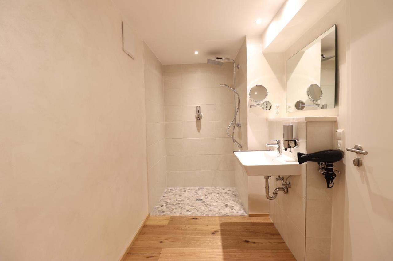Fischer Boardinghouse Kf Кауфбойрен