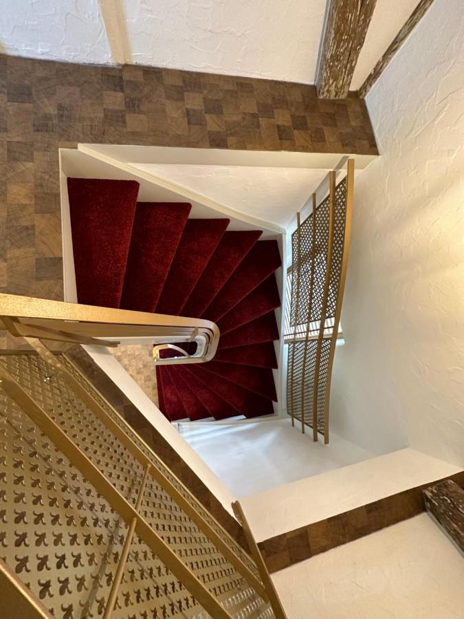 Fischer Boardinghouse Kf Отель *