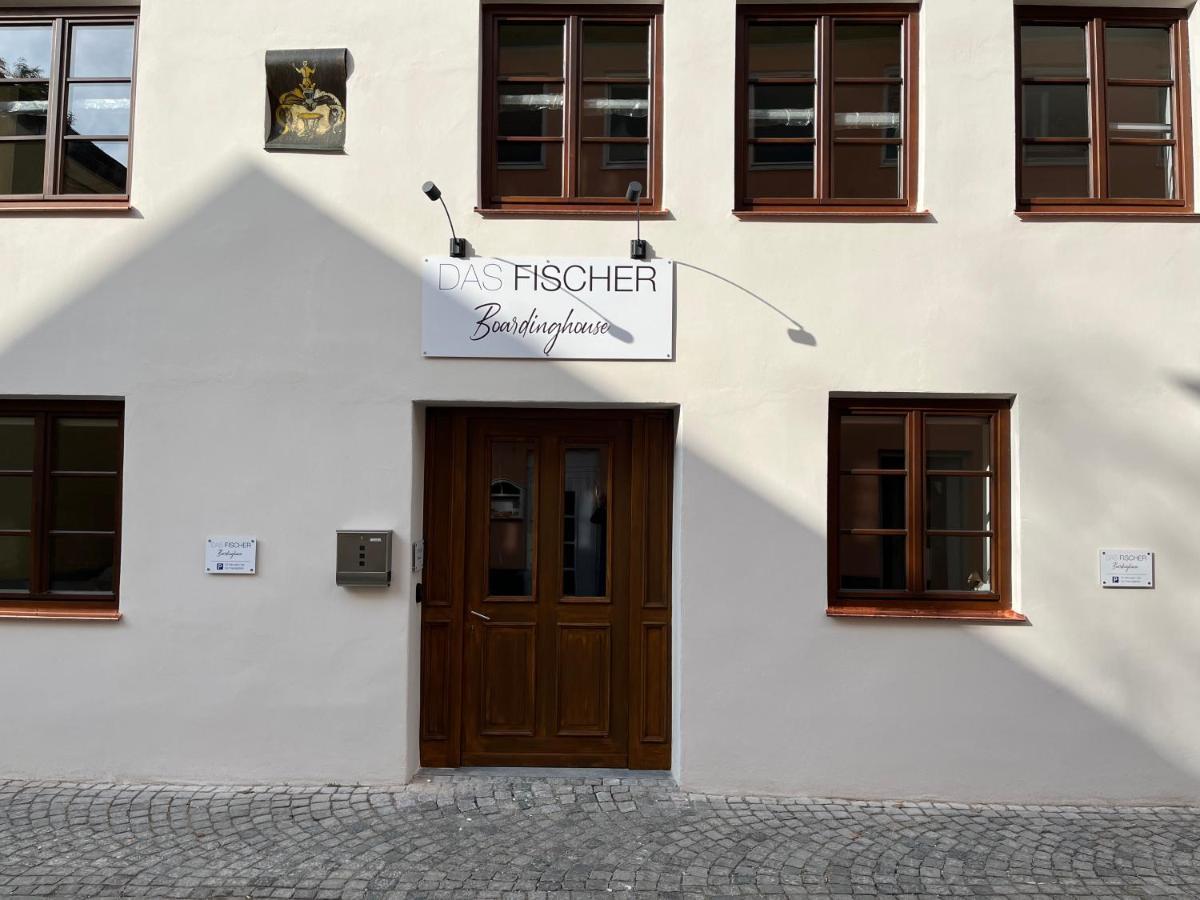 Fischer Boardinghouse Kf Hotel